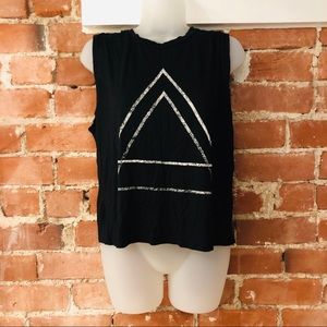 Crop Graphic Tank